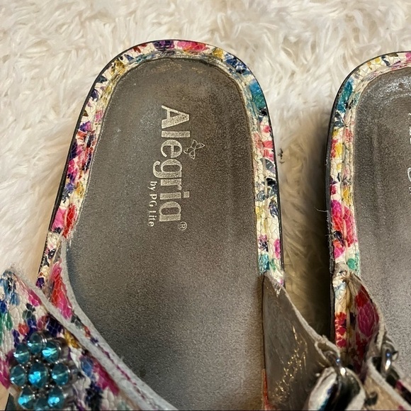 Alegria Carina Perennial Crackle Sandals - Picture 10 of 11